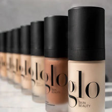Indlæs billede til gallerivisning GLO SKIN BEAUTY - Luminous Liquid Foundation SPF 18 - 30 ml  - PRE ORDER - NÝTT MERKI
