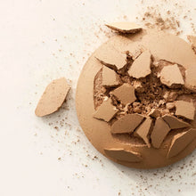 Indlæs billede til gallerivisning ECOOKING - Mineral Powder 04 - Varm undertone - NÝTT - JÚST KOMIÐ
