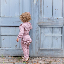 Indlæs billede til gallerivisning LITTLE WONDERS - Støvet rosa Ella body med bred blonde
