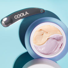 Indlæs billede til gallerivisning COOLA - Day SPF 30 &amp; Night Eye Cream Duo, 24 ml  (beskytter også imod blåt lys fra skærme med BlueScreen™ Digital De-Stress™ technology)
