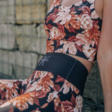 Indlæs billede til gallerivisning BARA - Falling Leaves Pocket Tights
