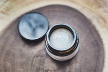 Indlæs billede til gallerivisning evolve-products-gentle-cleansing-melt-56
