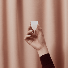 Indlæs billede til gallerivisning OrganiCup str. A, B eller mini - menstruationskop (vel stødd)
