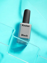 Indlæs billede til gallerivisning kester-black-paris-texas-nail-polish-cam
