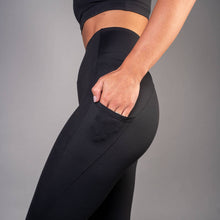 Indlæs billede til gallerivisning BARA - Black Pocket Capri Tights
