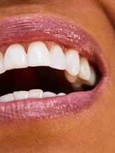 Indlæs billede til gallerivisning ILIA - Balmy Gloss Tinted Lip Oil - Maybe Violet (SOFT LAVENDER)
