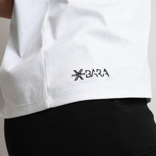 Indlæs billede til gallerivisning White Recycled T-shirt - BARA
