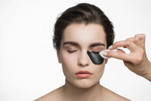 Indlæs billede til gallerivisning RefectoCil - Eyebrow and eyelash tint - Blue Black No. 2 - GEV GÆTUR: Hetta skal blandast saman við Oxidant Cream 3%

