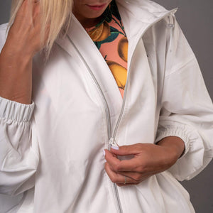 SPAR 20%: White Effortless Jacket   - BARA