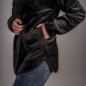 BARA - Black Teddy Sweater (Teir eru stórir í tí)