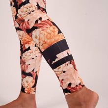 Indlæs billede til gallerivisning BARA - Falling Leaves Pocket Tights
