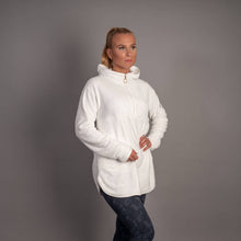 Indlæs billede til gallerivisning SPAR 20%: BARA - White Teddy Sweater (BERT S &amp; XXXL eftir - Eru stórir í tí)
