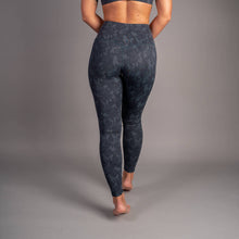 Indlæs billede til gallerivisning Black Camo Tights - BARA
